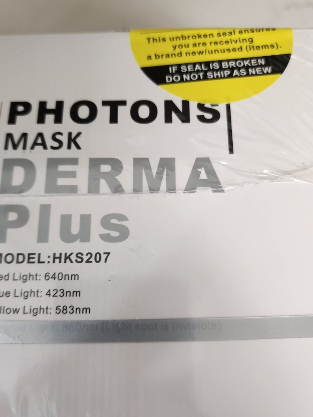 Derma Plus Photons LED Light Therapy Mask New Sealed Box - Picture 3 of 10